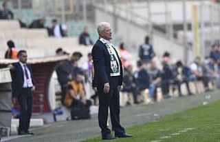 Bursaspor 2022’de dört teknik adamla çalıştı