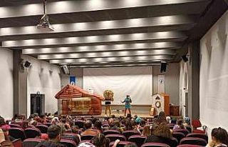 Çameli’nde çocuklar tiyatro heyecanı yaşadı