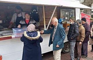 Çaycuma’da şehitler anısına lokma dağıtıldı