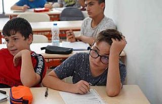 Çayırova’da öğrenciler LGS ve YKS hazırlık...