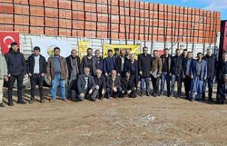 Çelikhan’da arıcılara kovan dağıtıldı