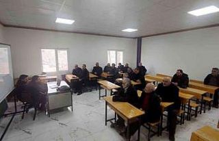 Çemişgezek’te muhtarlara Aile Okulu Projesi eğitimi