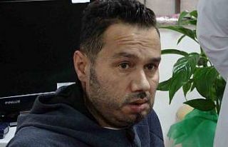 Çenesinden tümör çıkan hastaya kaval kemiğinden...