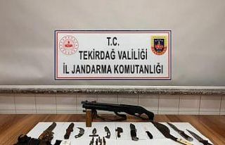 Cephane değil işyeri: Silah, mermi ve bıçak