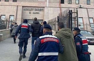 Cinayet şüphelisi 2 kişi jandarma ekiplerince yakalandı