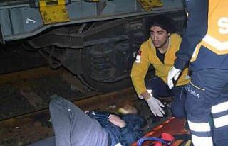 Çorlu’da bir genç rayların kenarında yaralı...