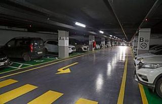 Cumhuriyet Meydanı yer altı otoparkına vatandaştan...
