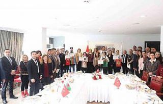 DEÜ’de "Tek Millet On Lezzet" buluşması