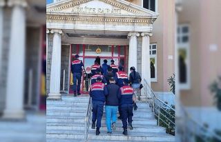 Didim’de 3 göçmen kaçakçısı yakalandı