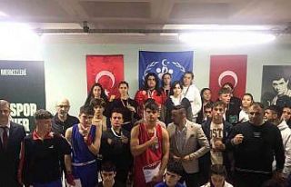 Didimli boksörler Aydın’dan madalyaları topladı
