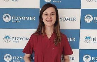 Diş Hekimi Özge Nur Durkaya diş beyazlatma işleminin...