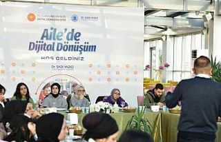 Ebeveynlerine dijital okuryazarlık öğretecek gençlerin...
