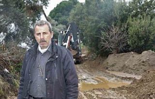 Efeler Belediyesi sağanak yağışın kapattığı...
