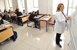 ’Eğitimle yeniden buluşma’ projesi meyvelerini...