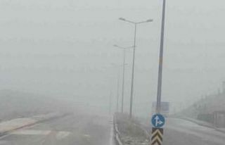 Elazığ’da sis etkili oldu
