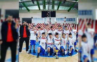 Eleşkirtspor Basketbol Takımı Ağrı Şampiyonu...
