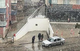Ereğli’de kar yağışı etkili oldu