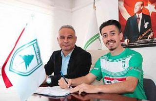 Ermaş Muğlaspor’da sol kanat oyuncusu kadroya...