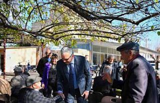 Esen kahvehanede vatandaşları ziyaret etti