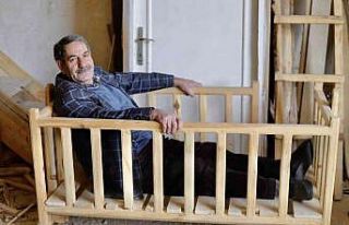 Eskiyi yeniye uyduran marangoz yıllara meydan okuyor