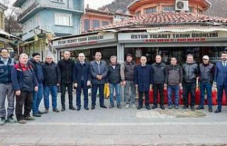 Esnafların taleplerini dinledi