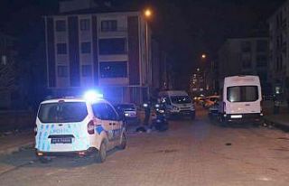 Evine gittiği arkadaşı tarafından bıçaklandı