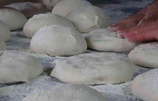 Fabrikayı aratmayan okulda günde 10 bin ekmek üretimi...