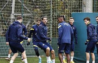 Fenerbahçe, Gaziantep FK maçının hazırlıklarını...