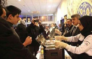 Final sınavlarına hazırlanan öğrencilere sıcak...