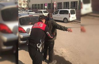 Gaziantep’te okul çevrelerinde huzur-güven uygulaması...