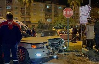 Gazipaşa’da 5 aracın karıştığı zincirleme...