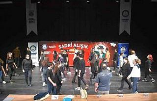 Geleceğin tiyatrocuları seçildi