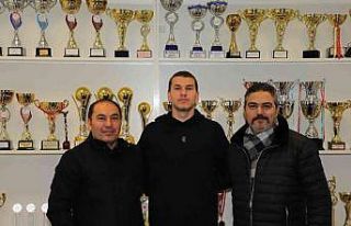 Gemlik Belediyespor iki sporcu daha kazandırdı