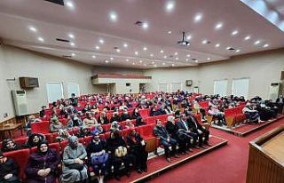 GÖLMEK kursiyerlerine e-ticaret eğitimi