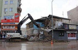 Gürsu’da 2022’de 28 ruhsatsız yapı yıkıldı