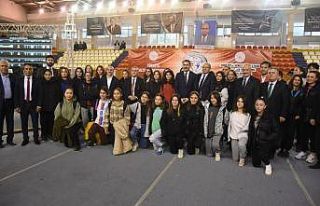 Halter şampiyonasına BARÜ’lü sporcular 9 madalyayla...