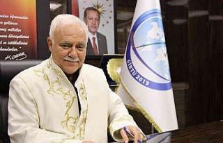 Hatipoğlu’ndan Kur’an-ı Kerim yakılmasına...