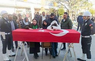 Hayatını kaybeden polis memuru toprağa verildi