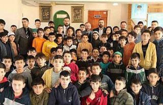 “Her Ay Bir Konu Bir Konuk’’ projesi Ağrı’da...