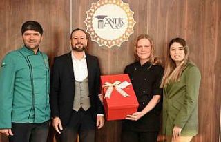 Hollandalı öğrenci Türk mutfağını Kocaeli’de...