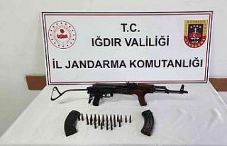 Iğdır’da silah ve mühimmatı ticaretine yönelik...