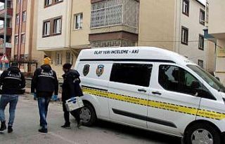 İlaç almak için çıktığı evine giremedi