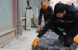 İvrindi’de sokaklar güzelleşiyor