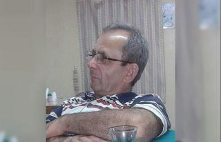 İzmir’de devrilen traktörün altında kalan sürücü...