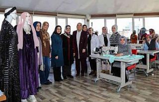 Kadınlar büyükşehir belediyesiyle meslek sahibi...