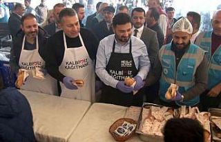 Kağıthane’de 20 bin kişiye balık ekmek dağıtıldı