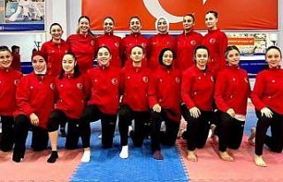 Kağıtsporlu karateciler, Yunanistan’da altın...