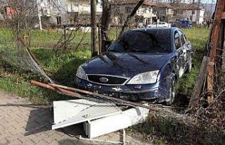 Kamyon bir aileyi yaraladı: 4 yaralı