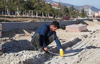 Kanal imalatının tamamlandığı projede kaldırım...