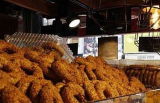 Kandil simidi tezgahlardaki yerini aldı